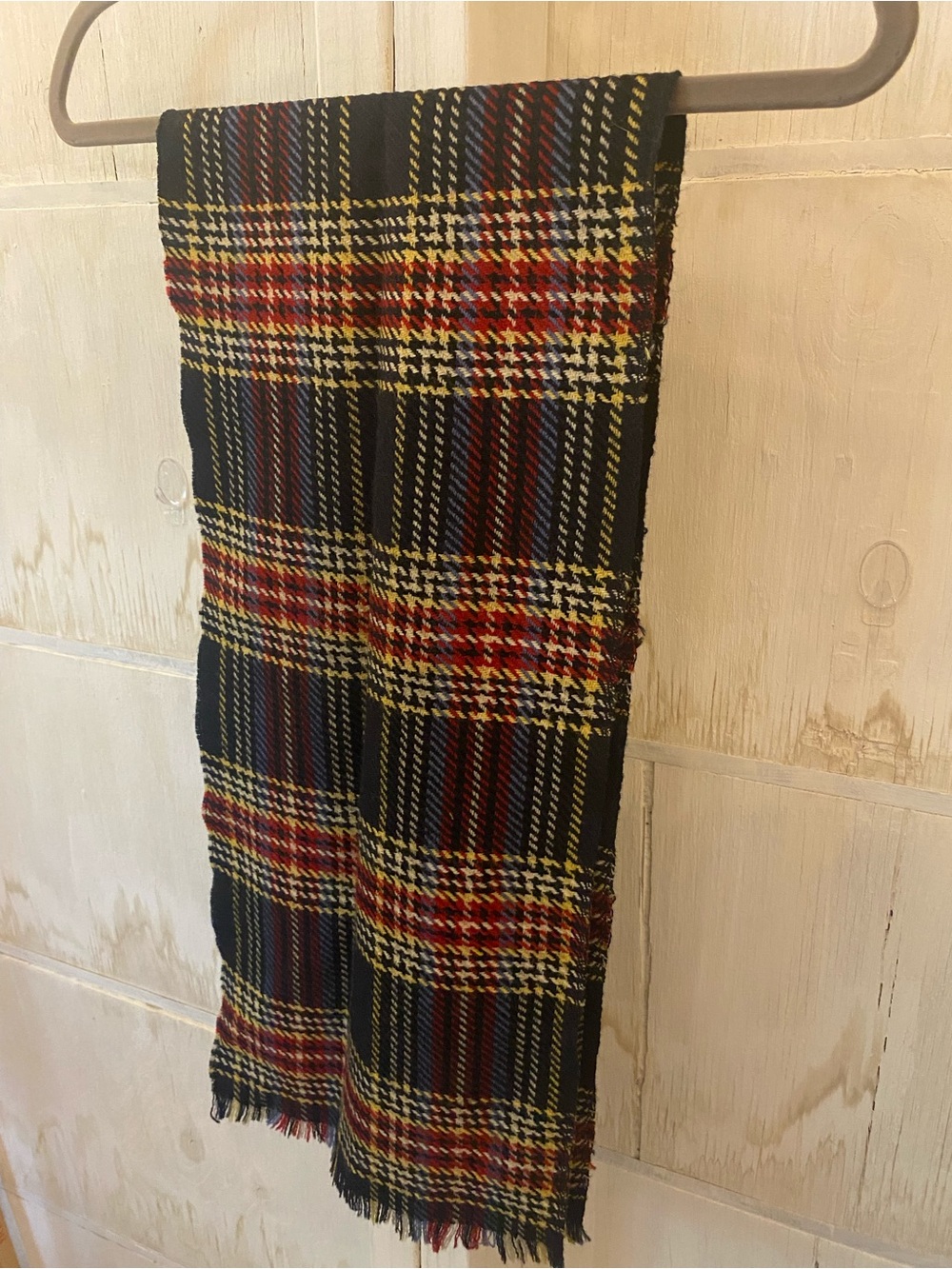 Vintage Cisco Black Plaid Wool Women's Scarf with Red Yellow - Picture 4 of 7